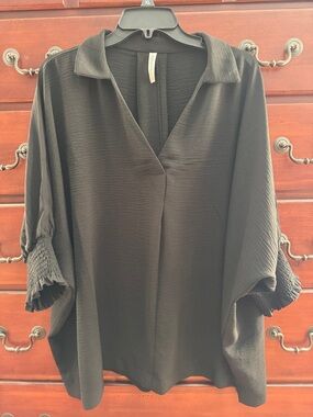 Zenana Black V-Neck Blouse with Smocked Sleeve Detail